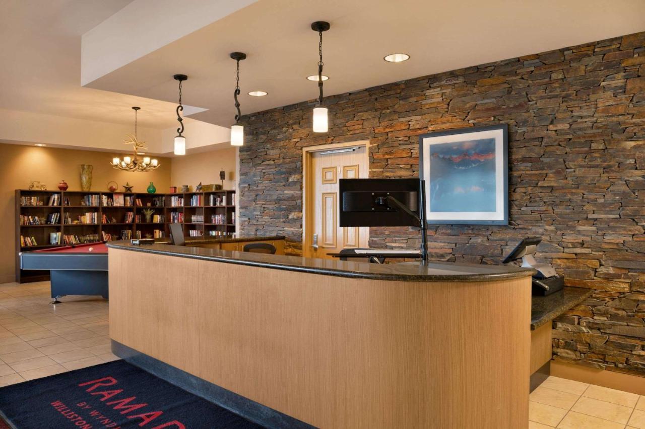 Bakken Airport Xwa Hotel & Studios Williston Esterno foto