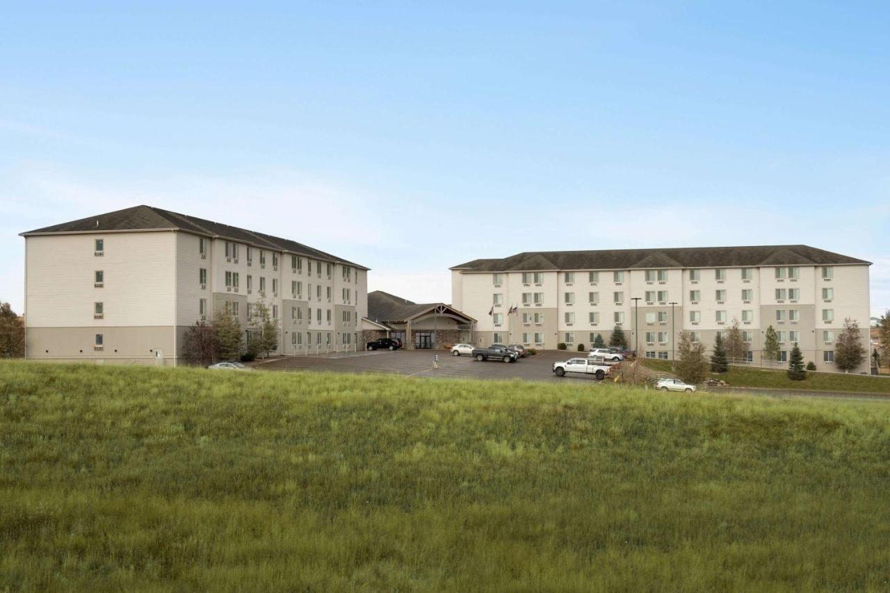 Bakken Airport Xwa Hotel & Studios Williston Esterno foto